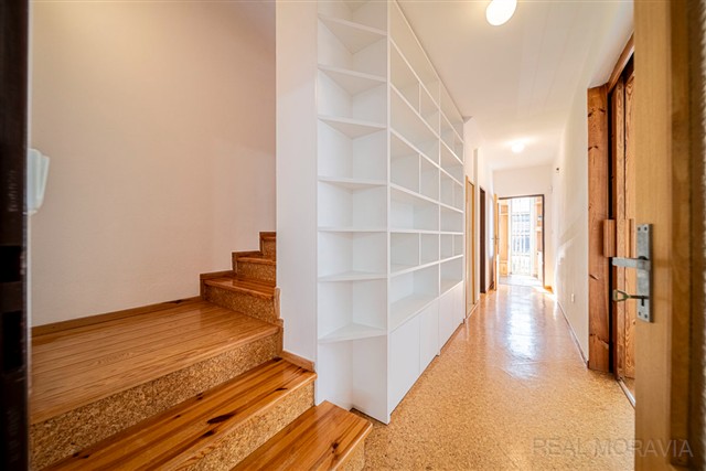 schodiště do patra [22/35]